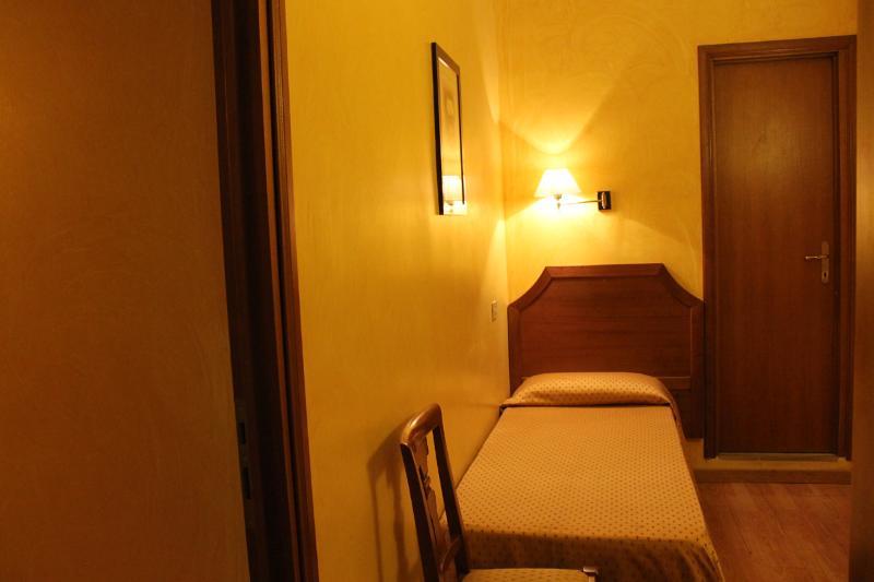 Fiori Hotell 2*